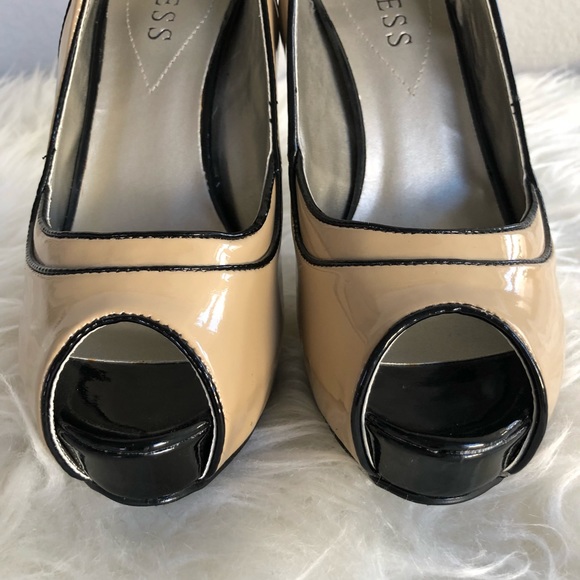 NWOB, Guess, Louisa Peep Toe Pump, Beige & Black - Picture 3 of 8